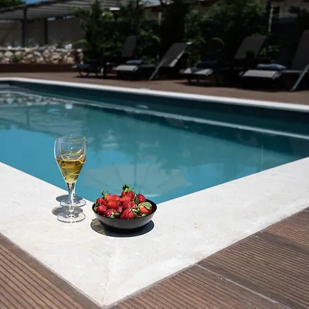 Galanidis Luxury * Perivólia
